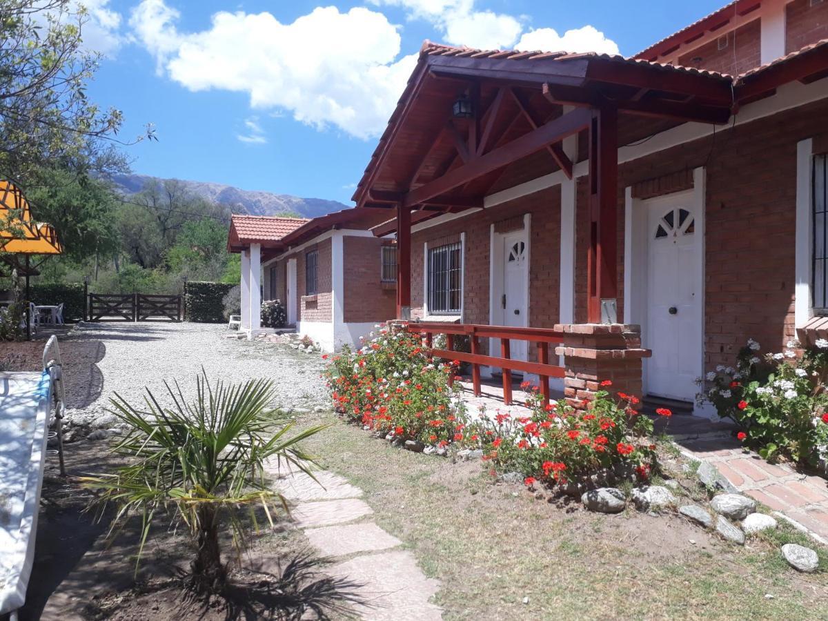 Complejo Sagrado Corazon Villa Villa de Merlo ภายนอก รูปภาพ